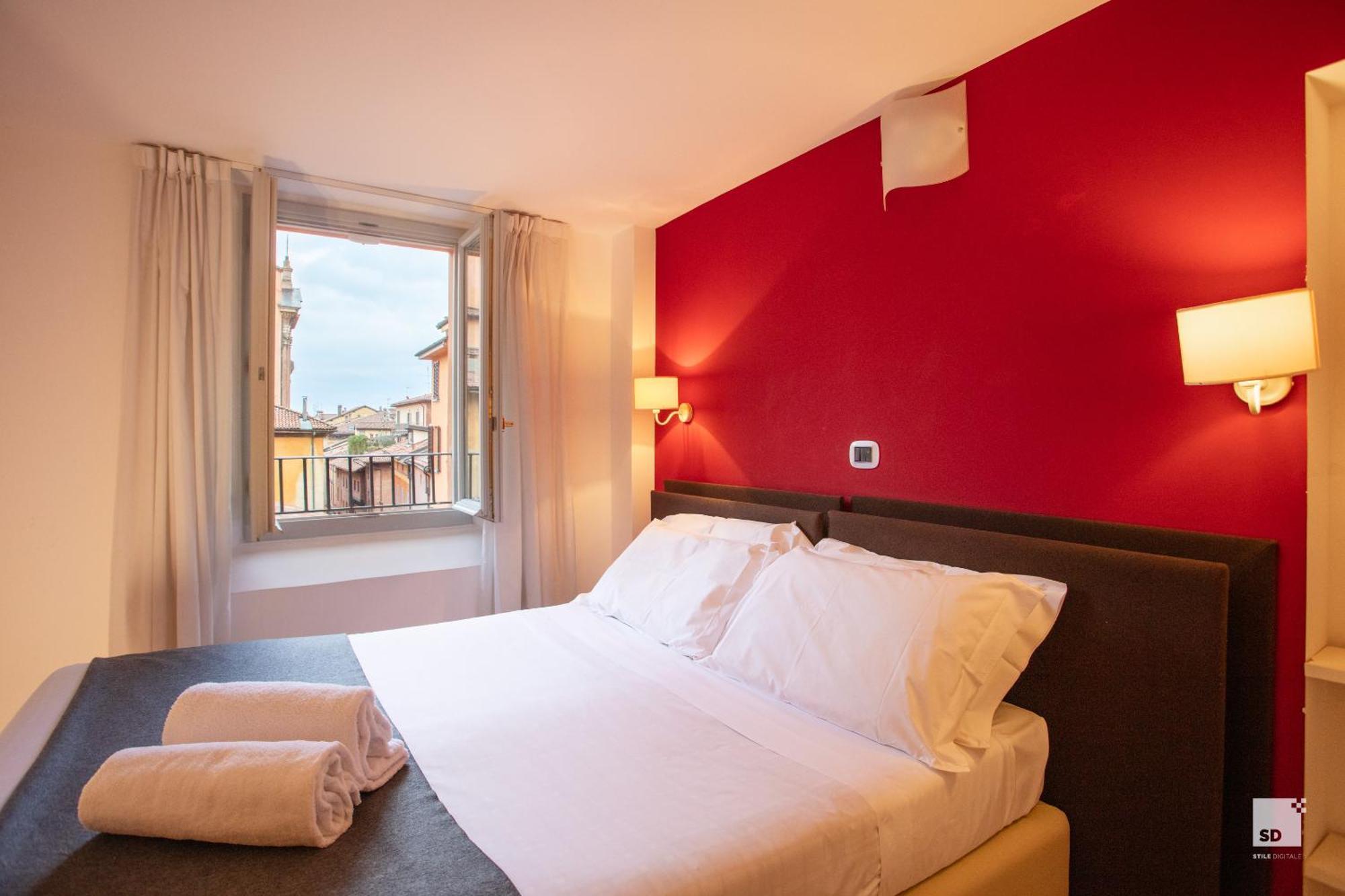 Urbanicooh Asinelli - Balcony On Piazza Maggiore بولونيا المظهر الخارجي الصورة